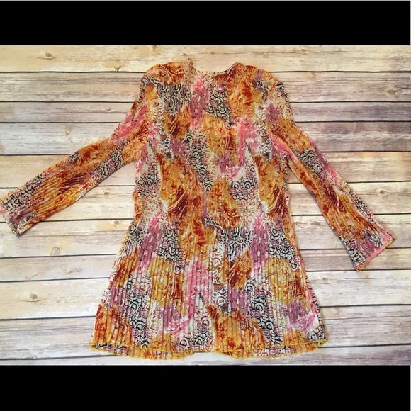 Essentials by Milano crinkle/pleated blouse M - Picture 3 of 5